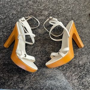 PRICE FIRM🚨 Sergio Rossi White Leather Heels 41